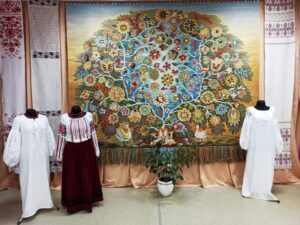 Всеукраїнський центр вишивки та килимарства